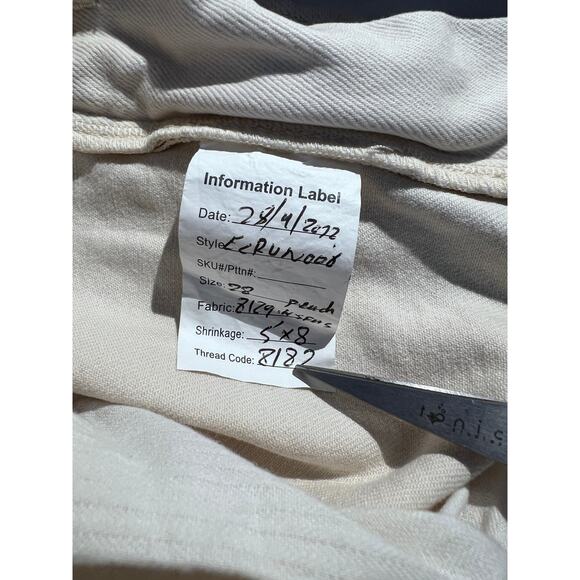 DL1961 Jeans Noor Straight Ultra High Rise Ivory Denim Modern Minimalist Capsule - Picture 9 of 9